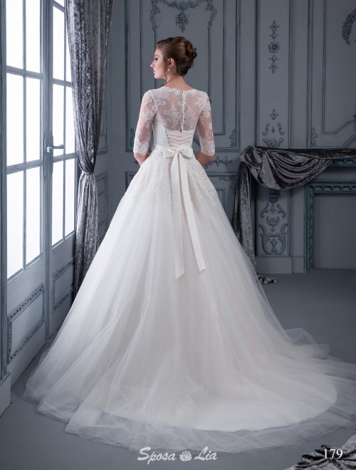 https://www.sposa-lia.com/images/stories/virtuemart/product/179       (3).jpg